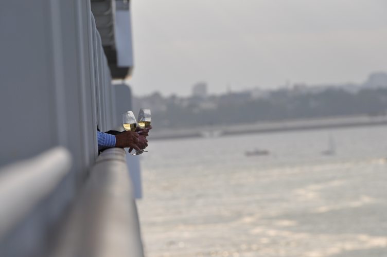 Sailaway from BOS - 033