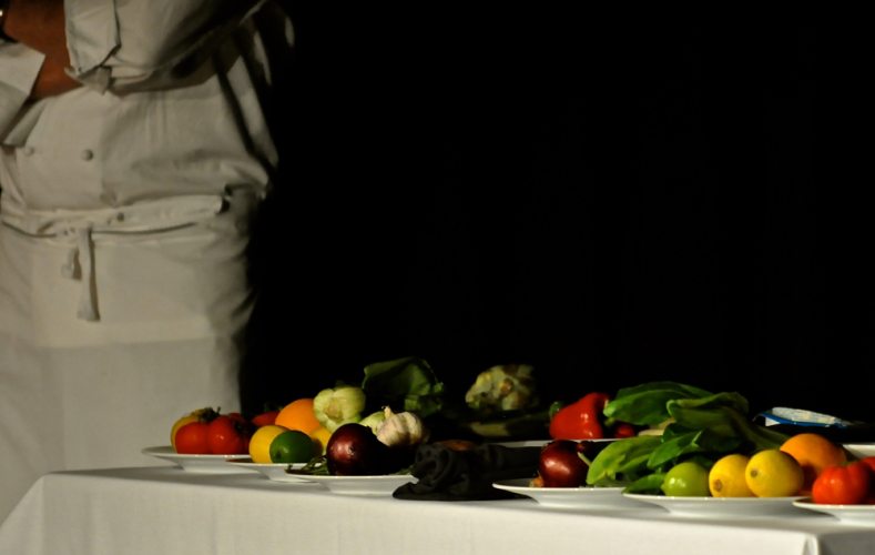 8-Chefs Compete - 01