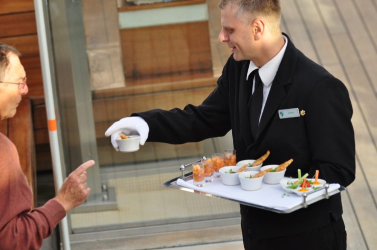 Caviar Sailaway - 01