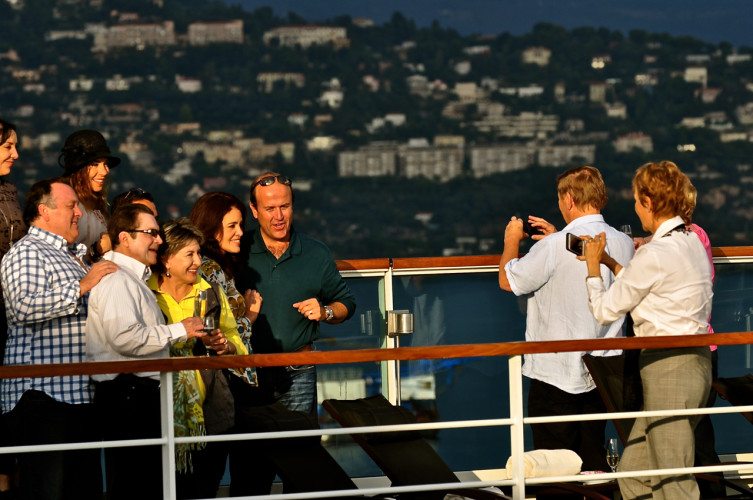 Caviar Sailaway - 07