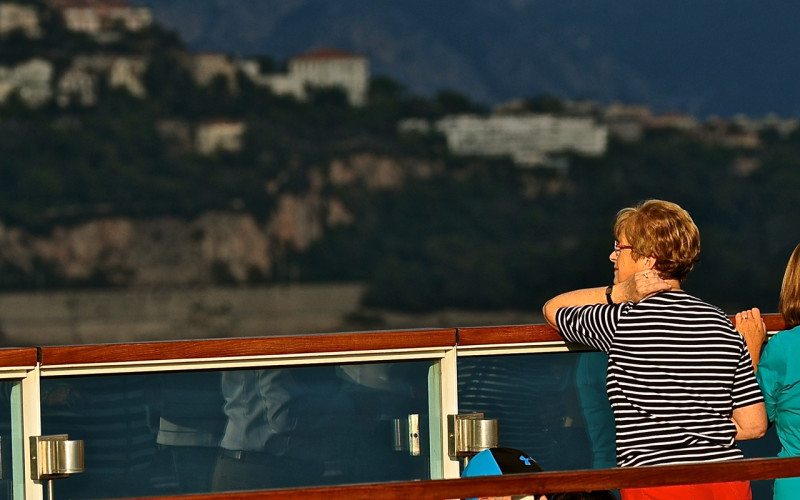 Caviar Sailaway - 05