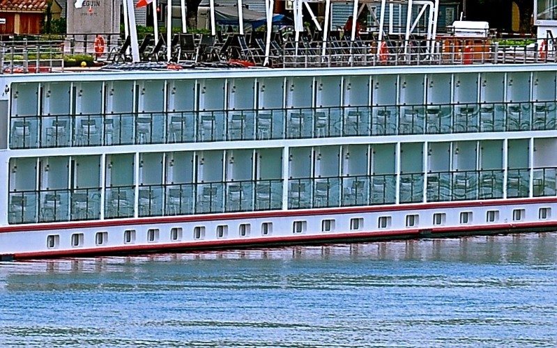 VIK Tournon, France - 00168