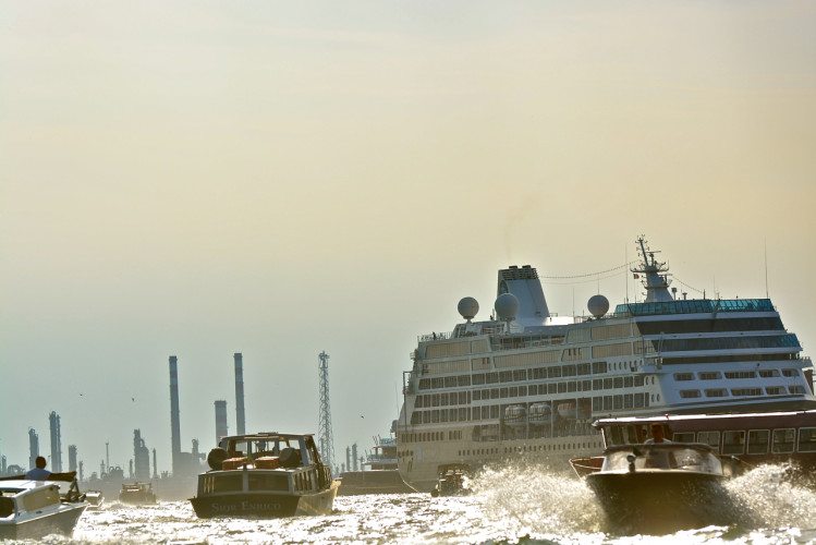 Azamazing Evening - 025