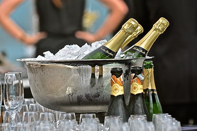 Caviar Sailaway - 00013