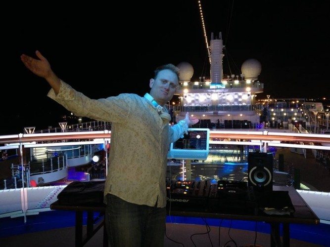 cruise lines look back