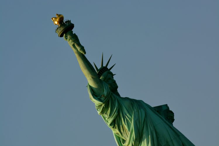 QM2 NYC Sailaway - 397