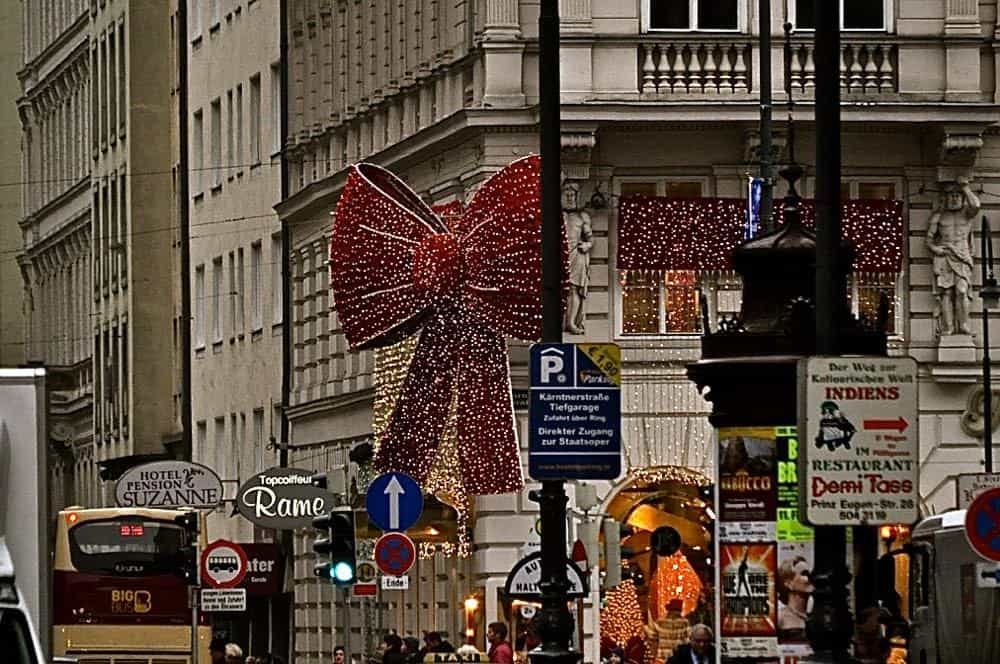 Holiday River Cruise