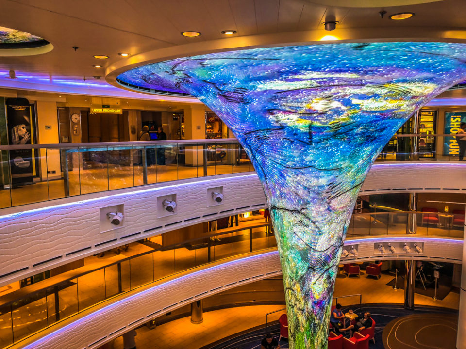 Carnival Horizon Features