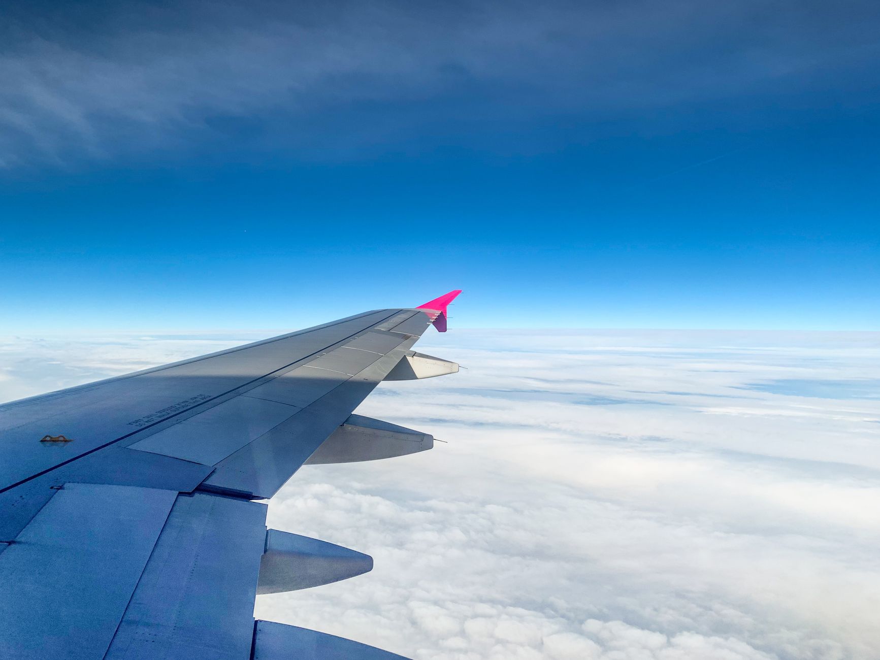 wing of a flying airplane