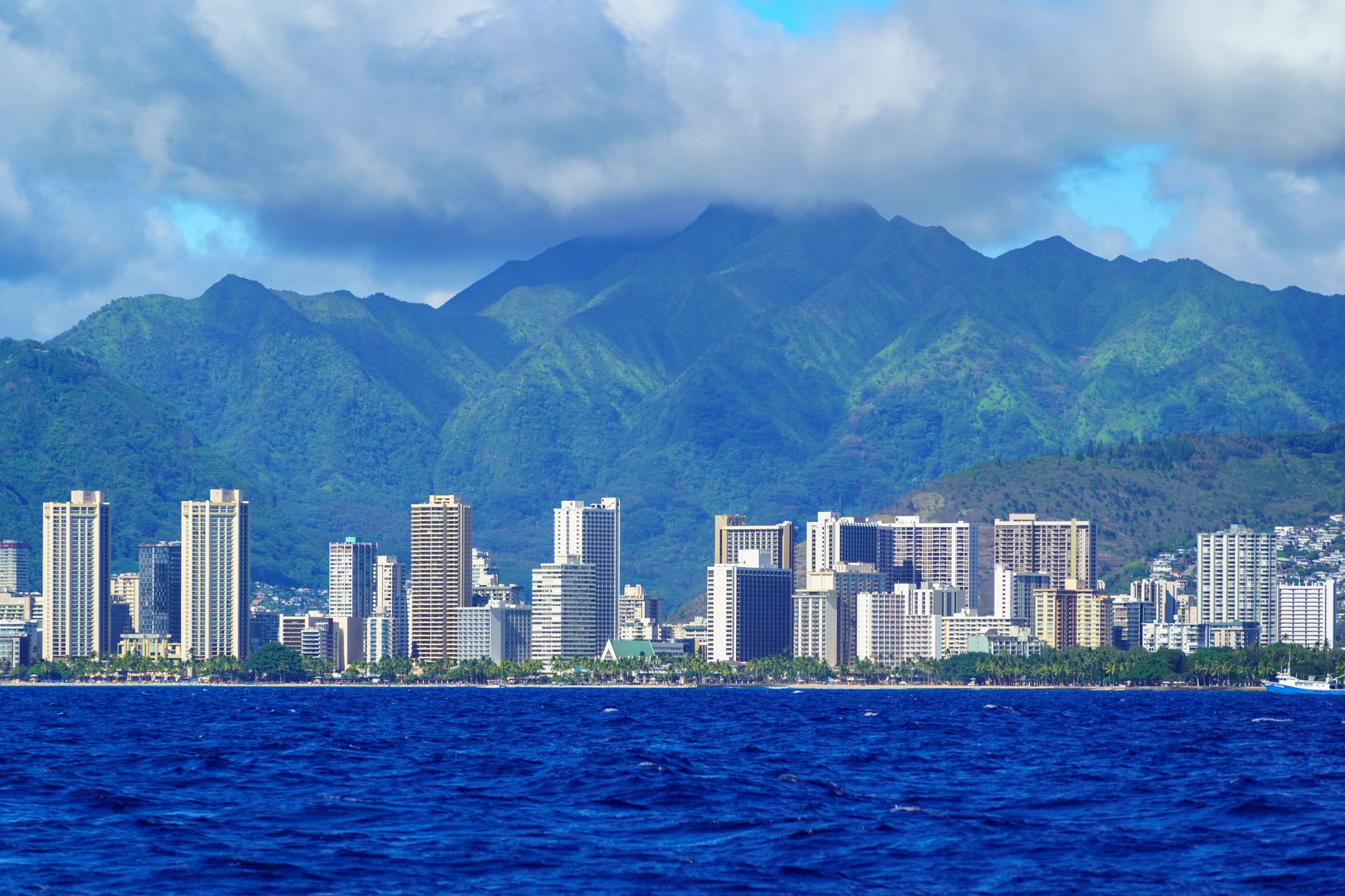 honolulu over blue ocean