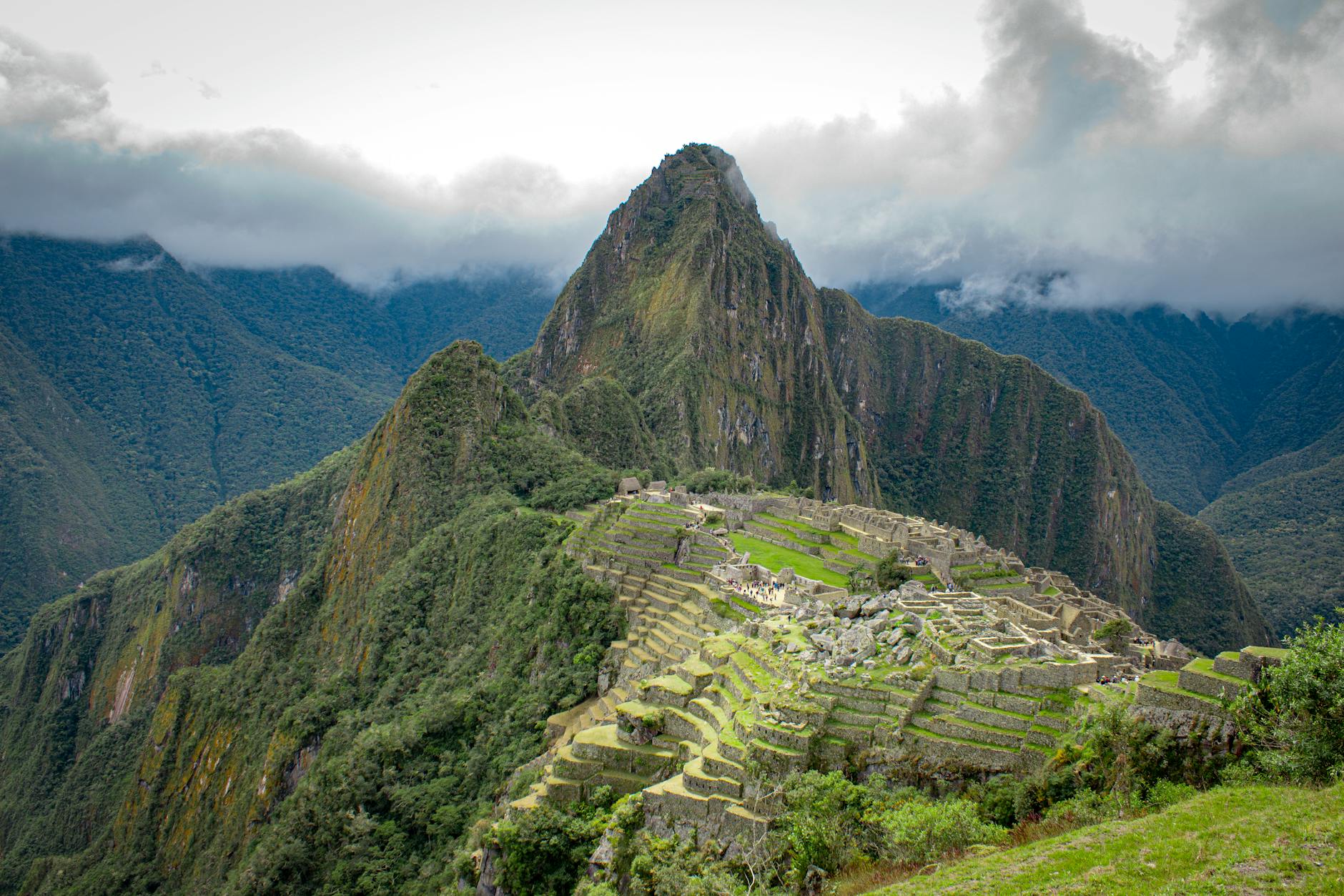 scenic machu picchu