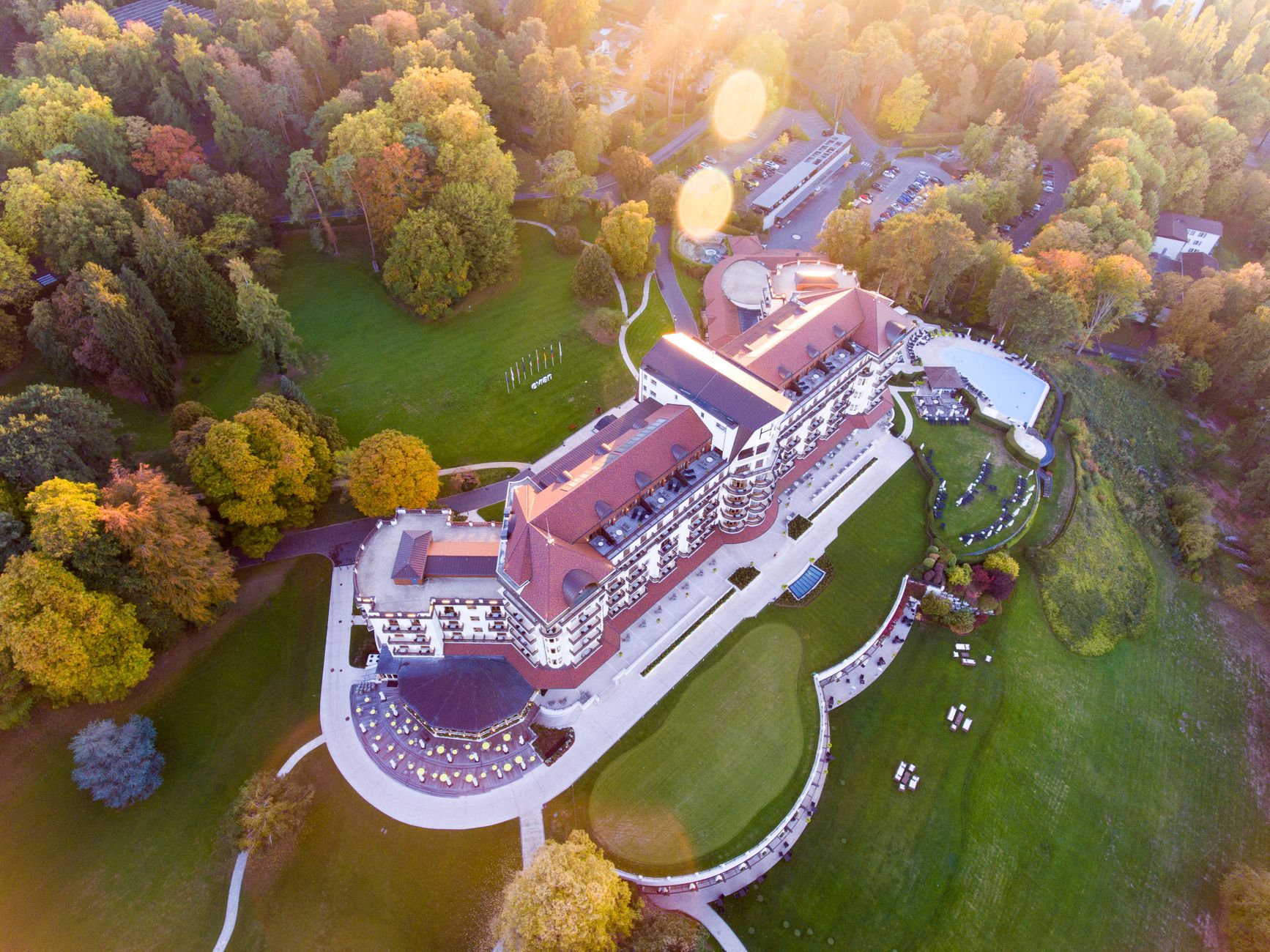 aeriel photograph of building