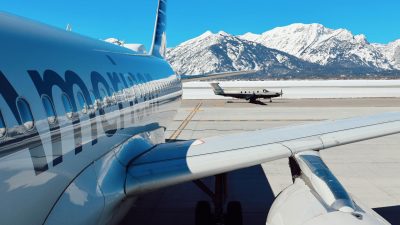 plane on the jackson hole airport
