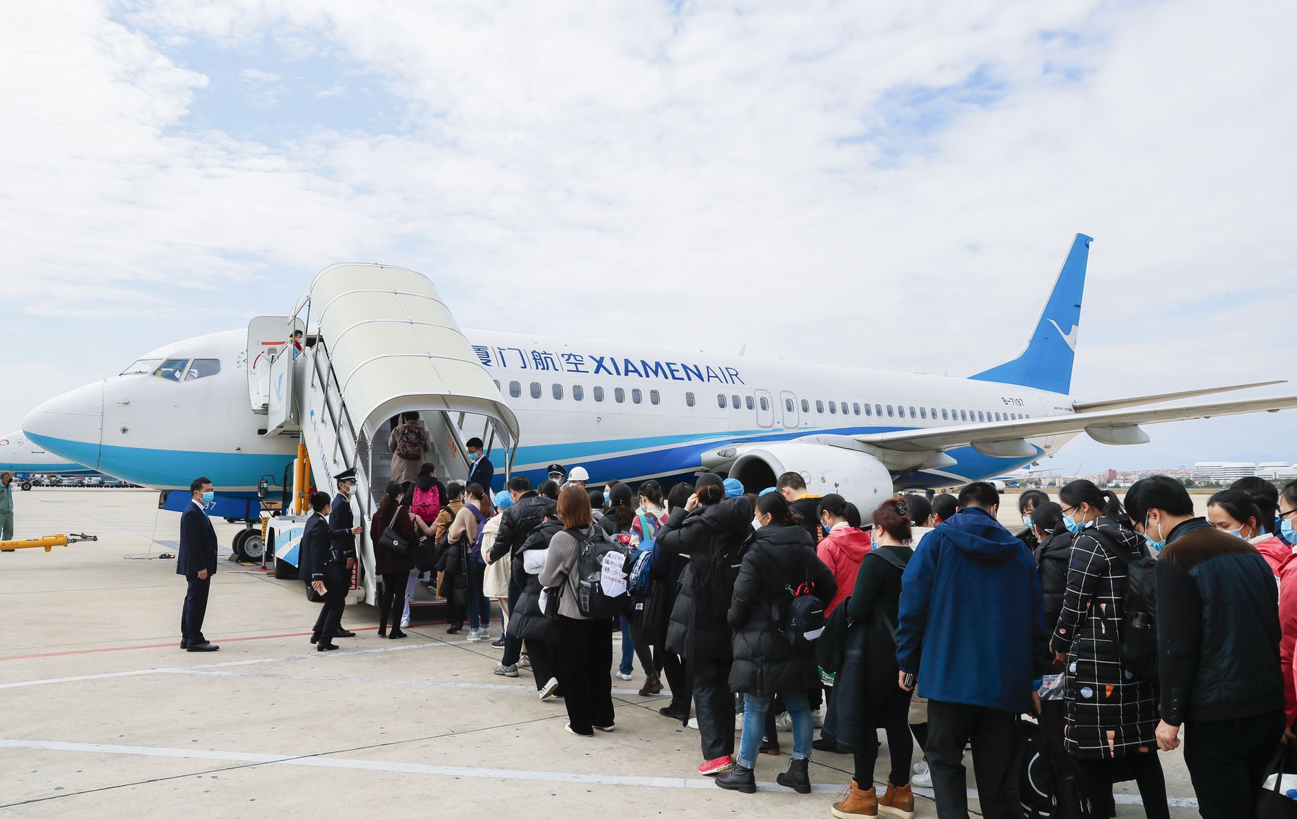 boarding queue on airstrip