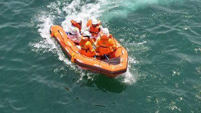 sea vacation water wave