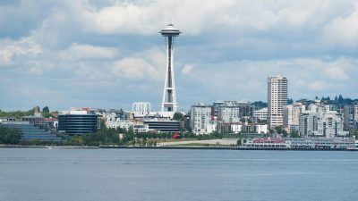 seattle skyline with space needle in view