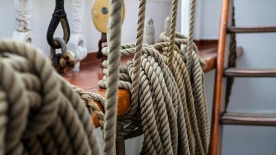 close up photo of rope