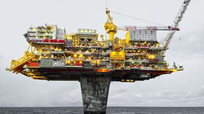 offshore drilling rig on body of water