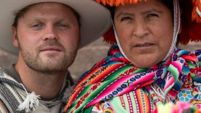 traditional peruvian attire in cusco