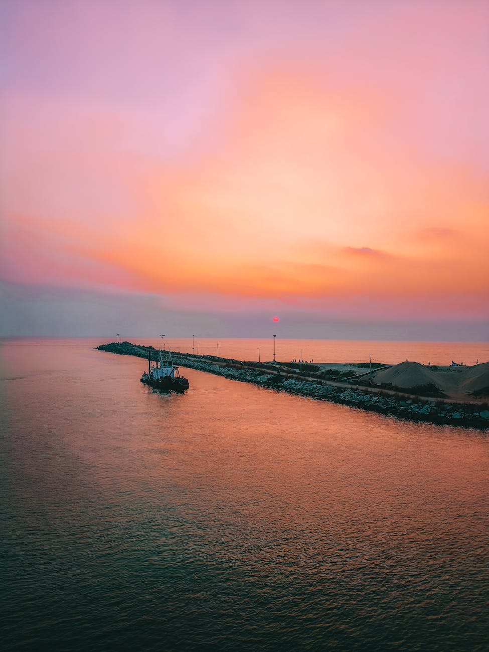 vibrant sunset over arabian sea in chirayinkeezhu