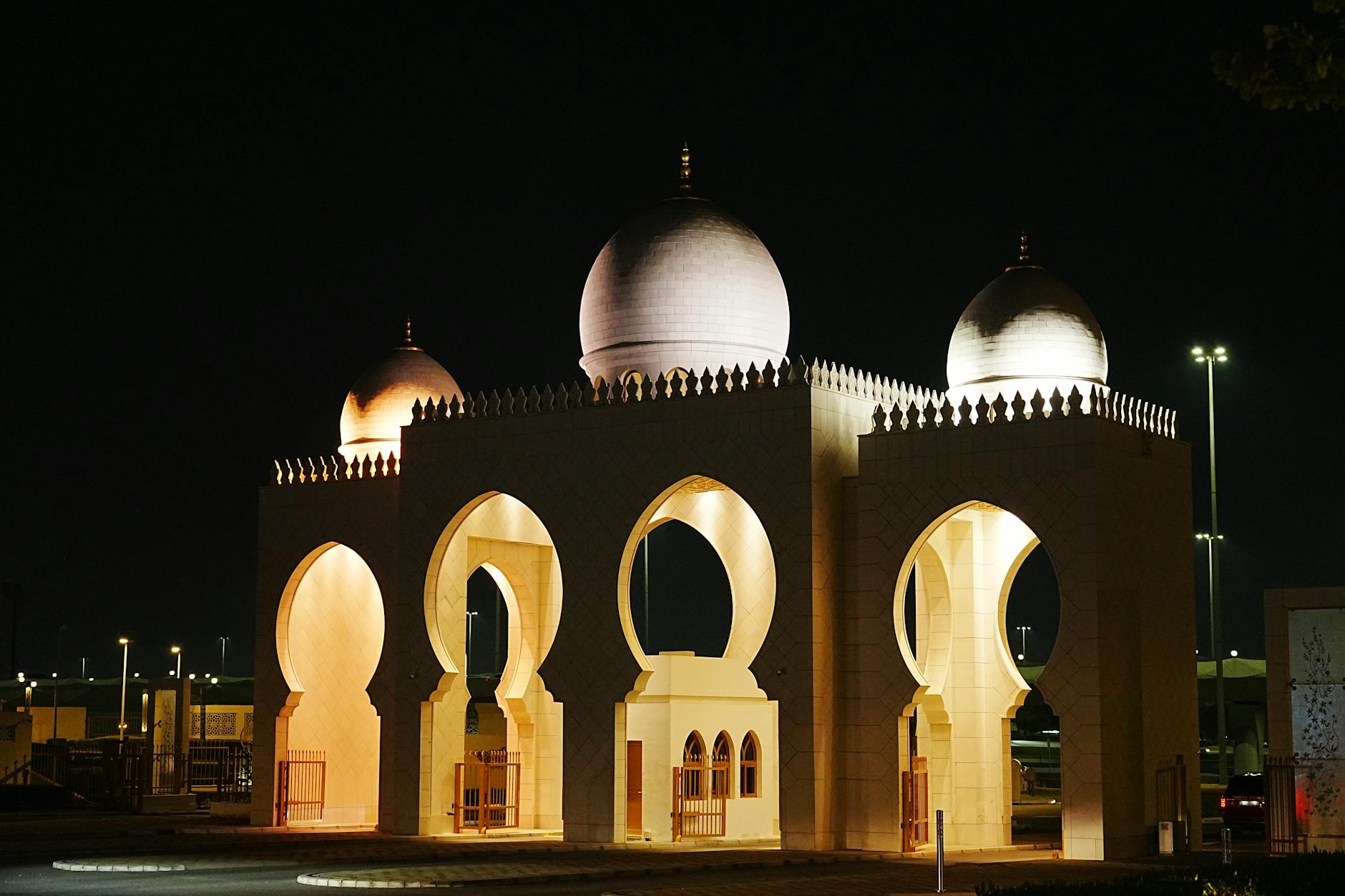 elegant night view of abu dhabi architecture