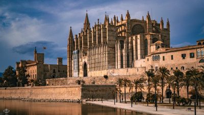 stunning view of palma cathedral in mallorca