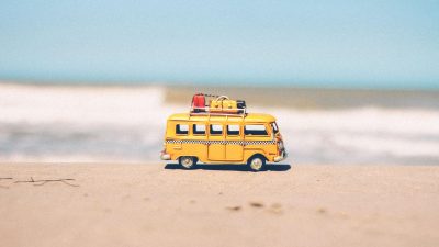 yellow van die cast