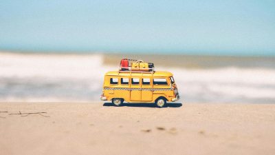 yellow van die cast