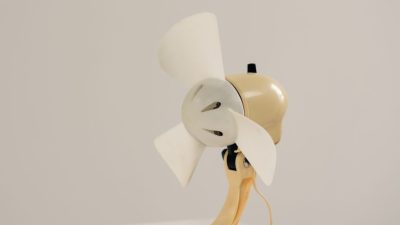 a desk fan on the table