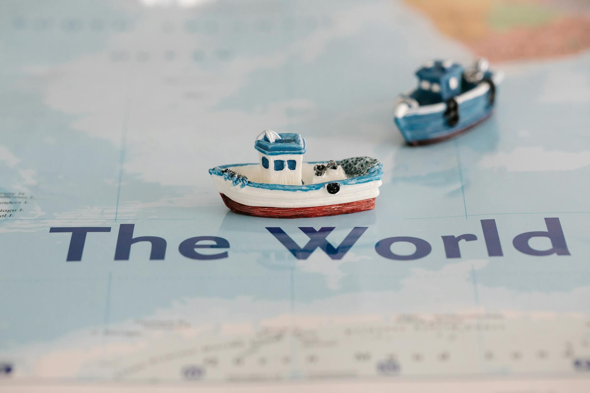 tiny ships on the map