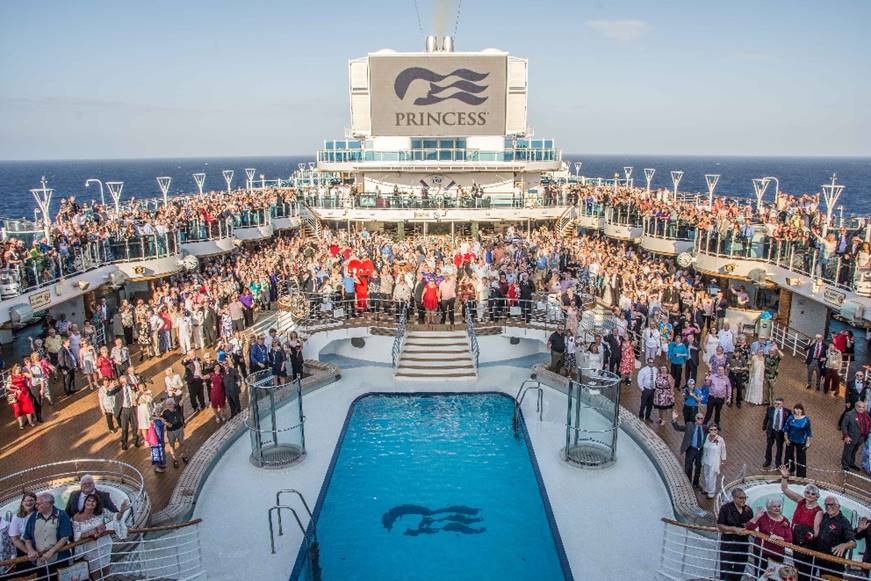 Illustrates Princess Cruises Sets New Vow Renewal Record